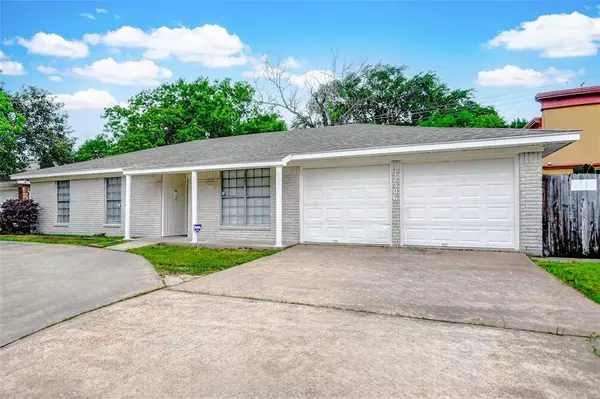 12306 Hillcroft ST, Houston, TX 77035