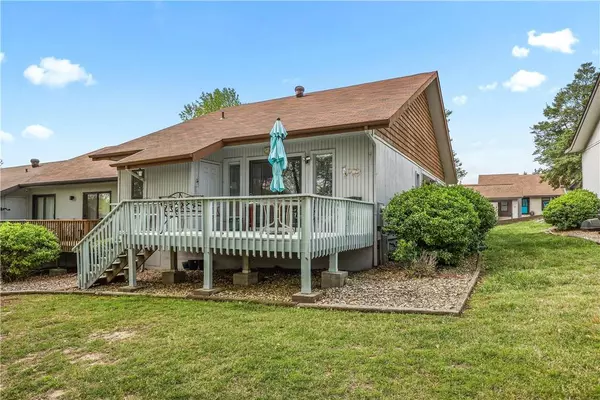 5 Melinda Ln, Bella Vista, AR 72714