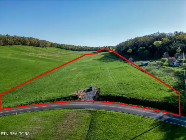 3110 Salem Rd, Parrottsville, TN 37843