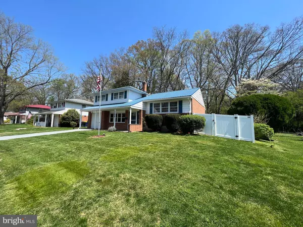 1179 OAK DR, Dover, DE 19904