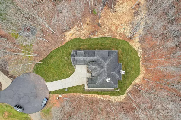 100 Harbor Ridge DR, Statesville, NC 28677