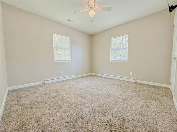 2072 Brooklyn AVE, Ramseur, NC 27316