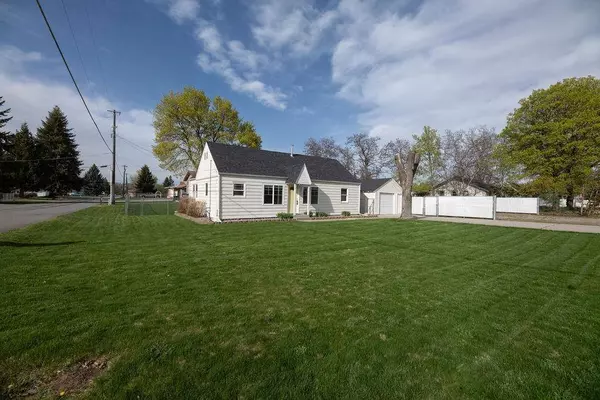 8705 E Cataldo Ave, Spokane, WA 99212