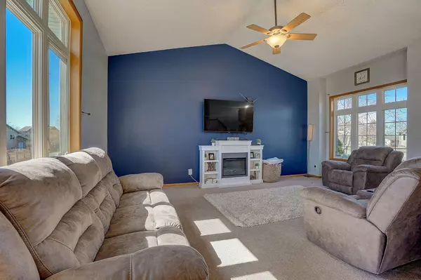 9693 41st ST NE, Saint Michael, MN 55376