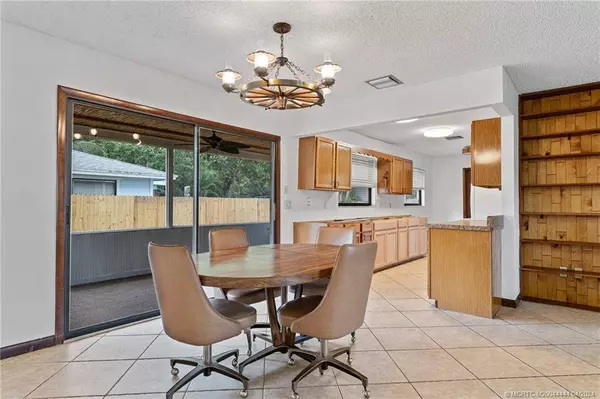 1106 SW 34th TER, Palm City, FL 34990