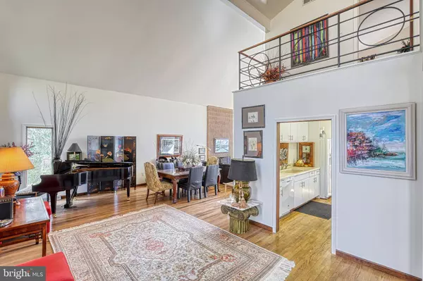 1401 RAVEN HILL RD, Mechanicsburg, PA 17055