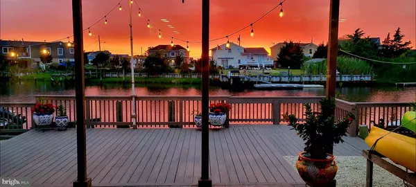 108 S BINNACLE DR, Tuckerton, NJ 08087