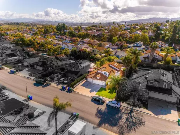 5229 Sandalwood Pl, Oceanside, CA 92056