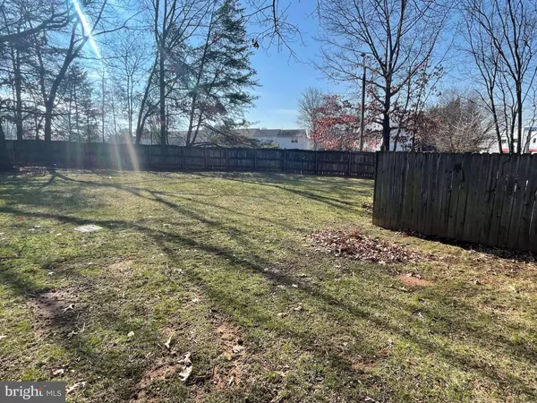 8521 ENGLEWOOD CT, Manassas Park, VA 20111