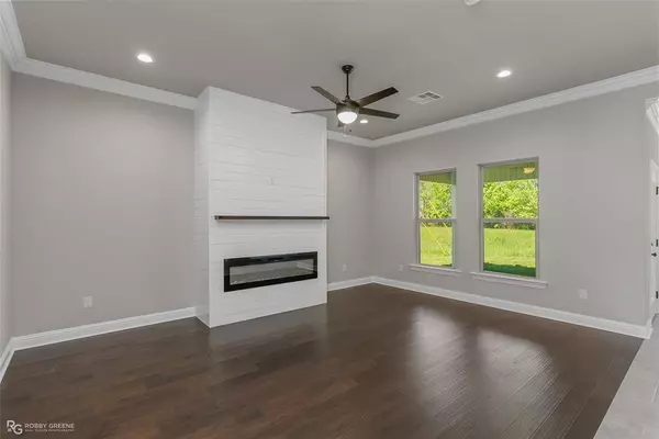 783 Crozier, Bossier City, LA 71111