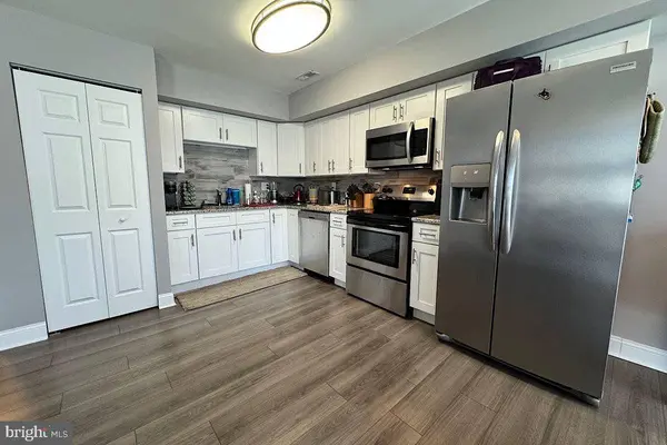 4 FOMALHAUT CT, Blackwood, NJ 08012