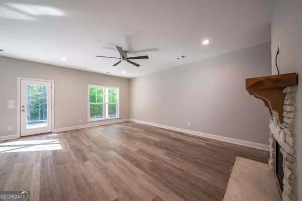 209 Bowden DR, Hamilton, GA 31811