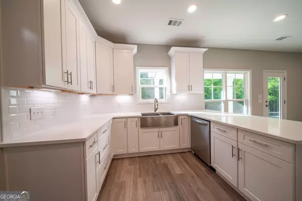 209 Bowden DR, Hamilton, GA 31811