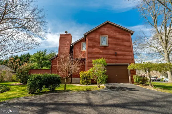 2398 SANFORD DR, Vineland, NJ 08361