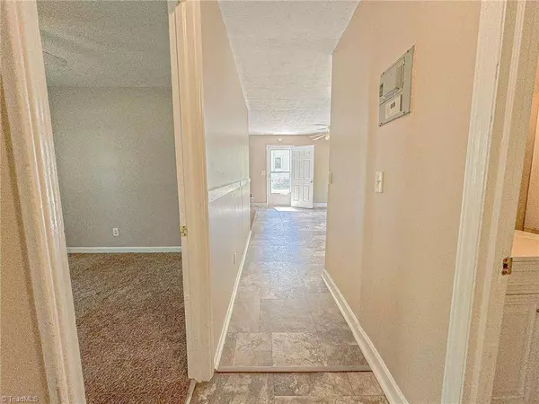 2072 Brooklyn AVE, Ramseur, NC 27316