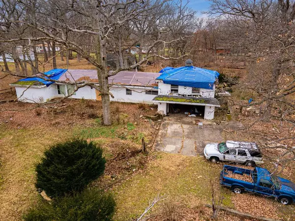 24232 S Kings RD, Crete, IL 60417