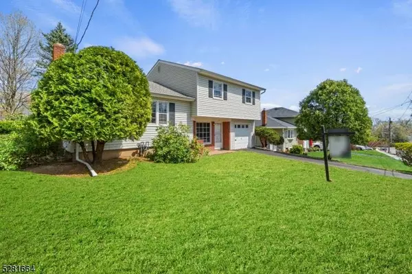 40 Kashey St, Clifton City, NJ 07013