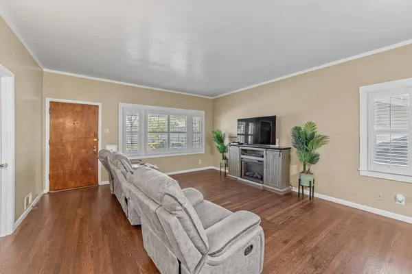 1909 26th ST, Sacramento, CA 95816