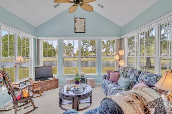 7572 Dunbar Drive SW, Sunset Beach, NC 28468