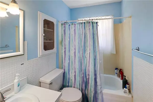 2507 Meadow TRL, St Joseph, MO 64503