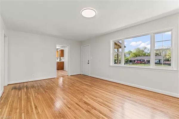 4117 Sylvia ST, Winston Salem, NC 27104