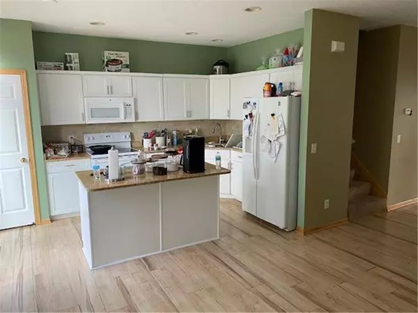 7027 Riverdale DR NW, Ramsey, MN 55303