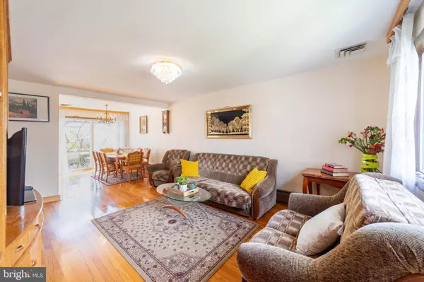 13-10 ALEXANDER AVE, Fair Lawn, NJ 07410