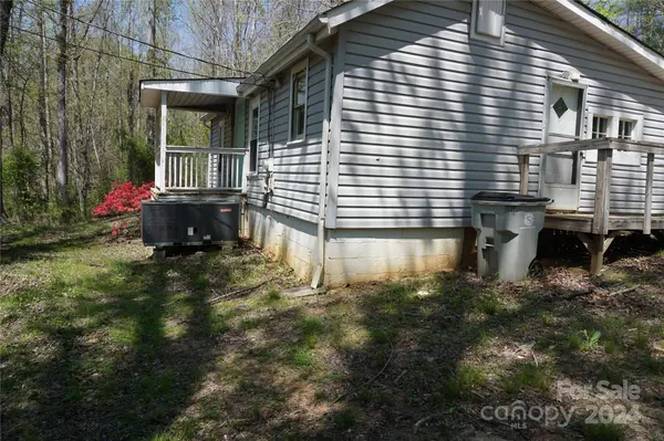 1120-c Meadowlane DR NW, Lenoir, NC 28645