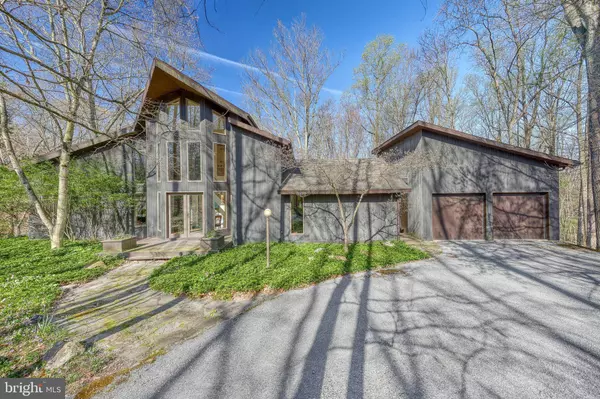 1401 RAVEN HILL RD, Mechanicsburg, PA 17055