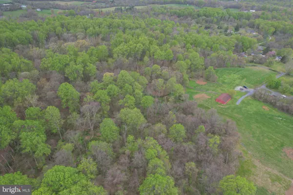 11412 RUSSELL RD, Purcellville, VA 20132