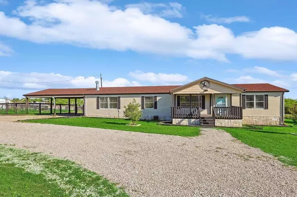 173 Private Road 4443, Rhome, TX 76078