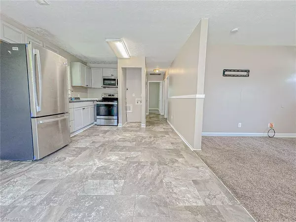 2072 Brooklyn AVE, Ramseur, NC 27316