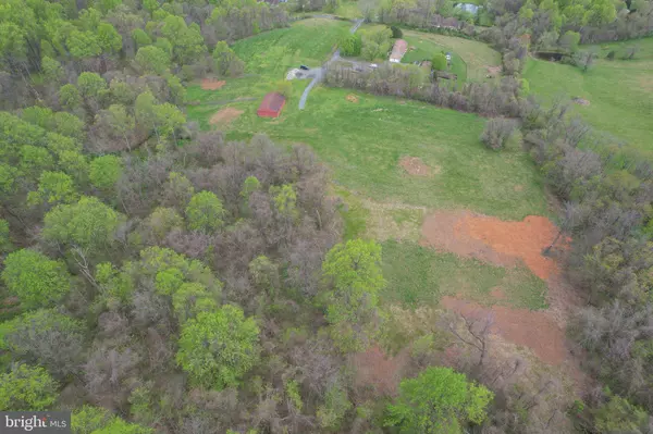 11412 RUSSELL RD, Purcellville, VA 20132