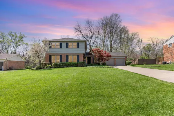 2715 Whitehouse Ln, Anderson Twp, OH 45244