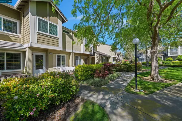 7405 Oxford Cir, Dublin, CA 94568