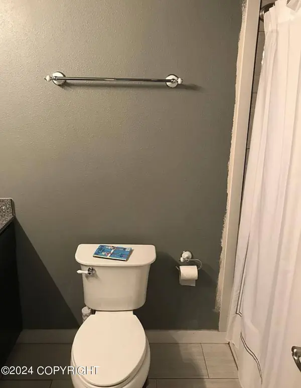 2031 Olympic DR, Anchorage, AK 99515