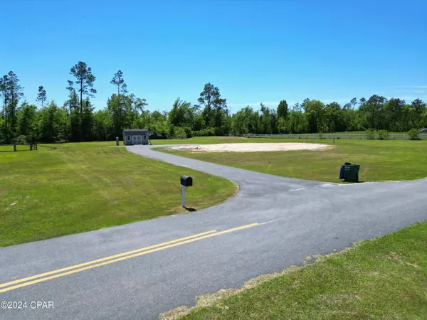 18839 NE Woodmont RD, Blountstown, FL 32424