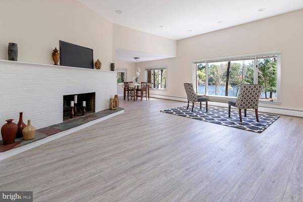 119 W CENTENNIAL DR, Medford, NJ 08055