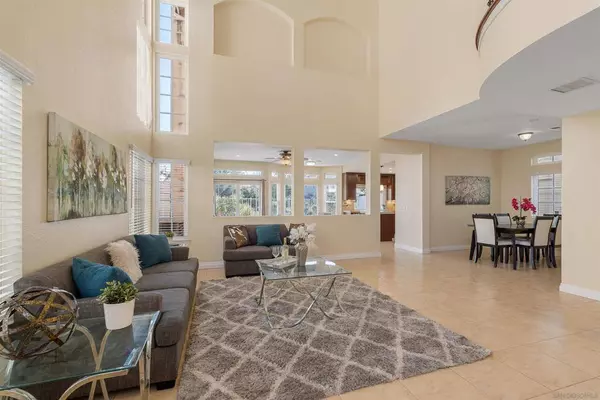 5149 Avenida Playa Cancun, San Diego, CA 92124