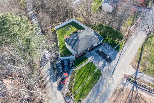 93 Red Bridge Road, Thompson, CT 06255