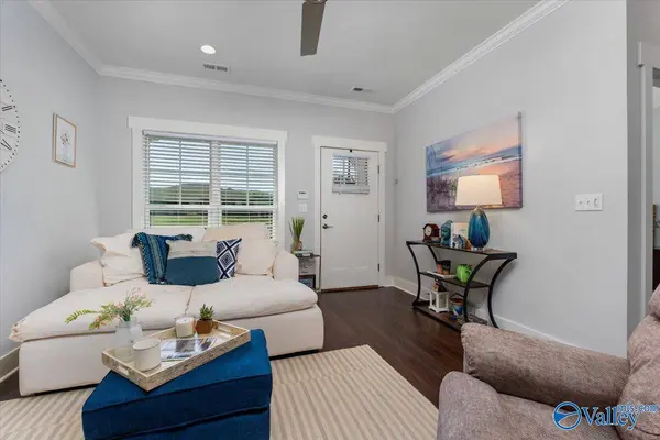 491 Wade Road SE, Owens Cross Roads, AL 35763