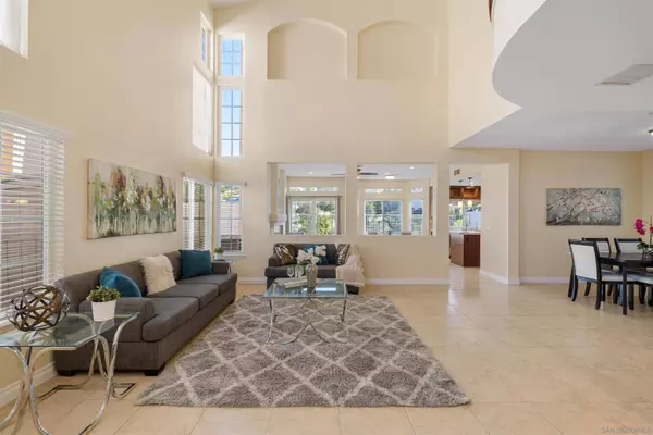 5149 Avenida Playa Cancun, San Diego, CA 92124