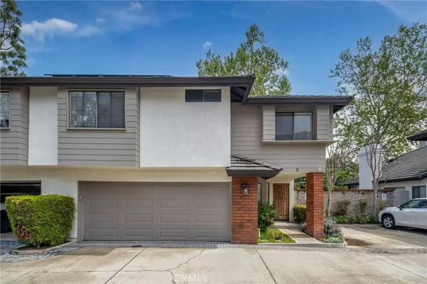 2572 Elden AVE #U, Costa Mesa, CA 92627