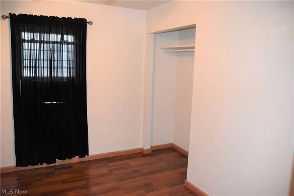 3542 Highland AVE, Bellaire, OH 43906