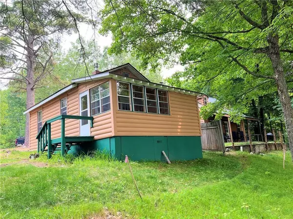 7595W Pine Point Road, Hayward, WI 54843