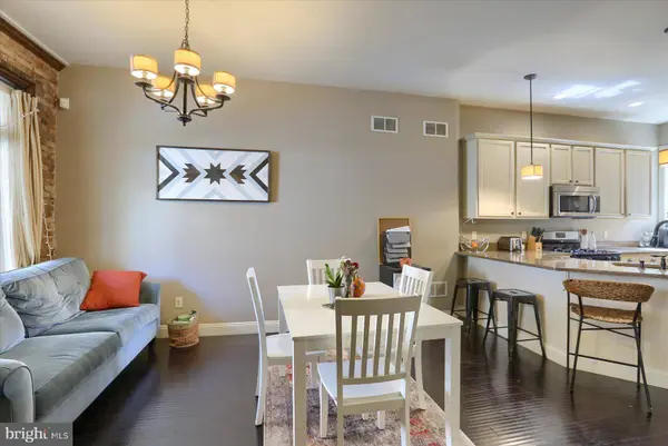 1930 GREEN ST, Harrisburg, PA 17102