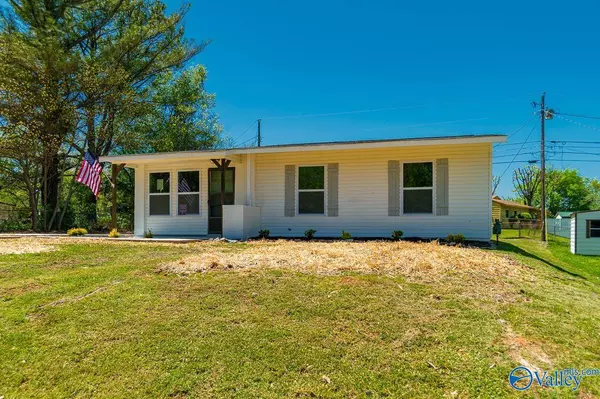 3815 Colton Lane NE, Huntsville, AL 35811