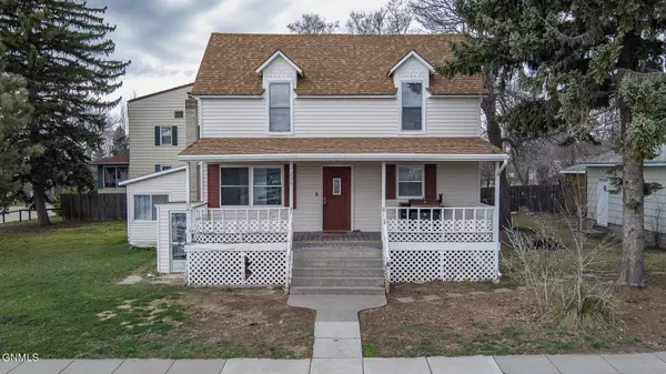 206 6th ST, Washburn, ND 58577