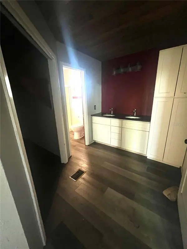 35 S LAKE FOX RD, Winter Haven, FL 33884