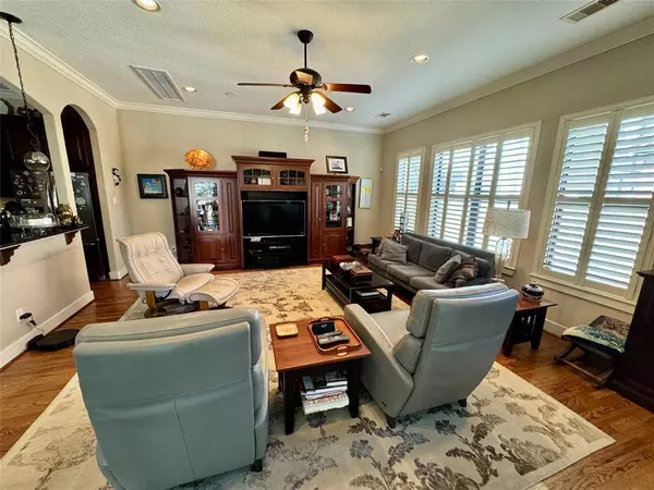 934 W 22nd ST #A, Houston, TX 77008